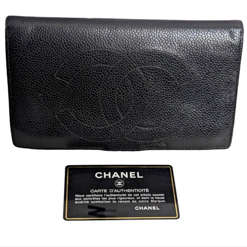 CHANEL Black Caviar Leather CC Logo Wallet
